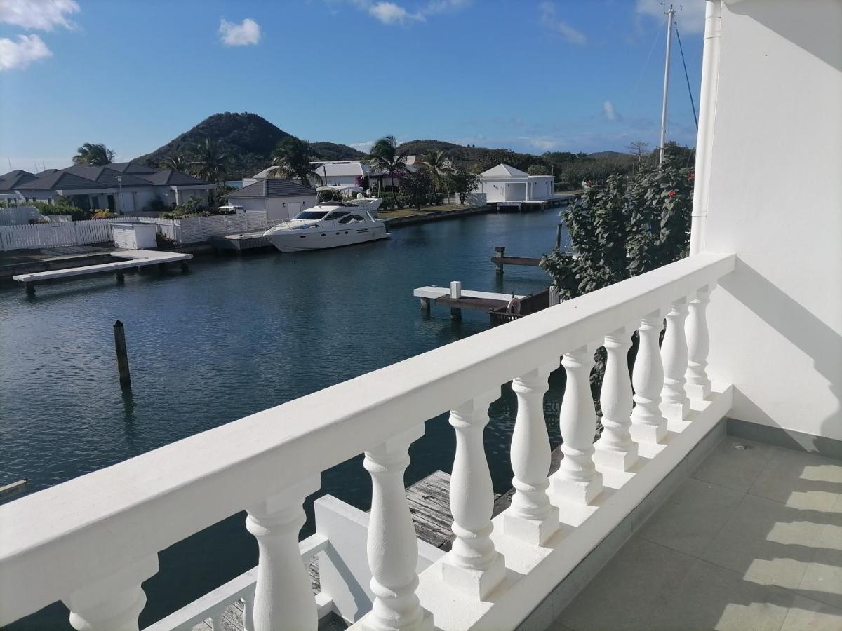 Antigua Chiama Italia Villas Jolly Harbour Bagian luar foto