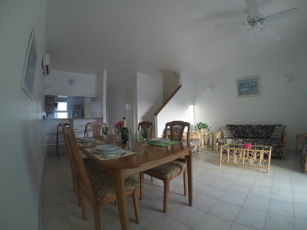 Antigua Chiama Italia Villas Jolly Harbour Bagian luar foto