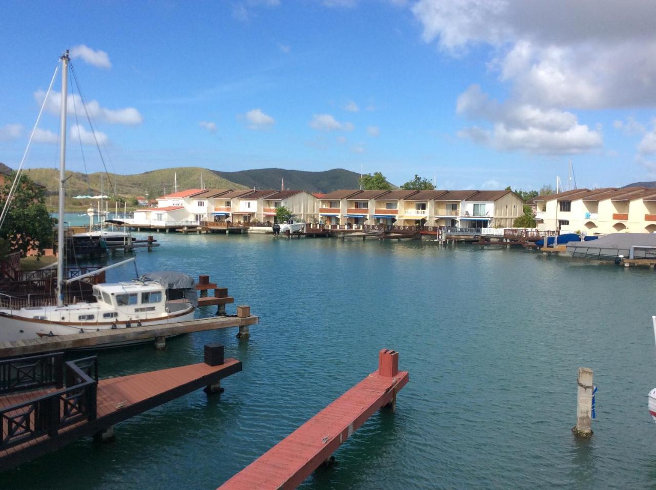 Antigua Chiama Italia Villas Jolly Harbour Bagian luar foto